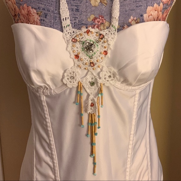 NWOT White satin crochet halter corset - Picture 2 of 7